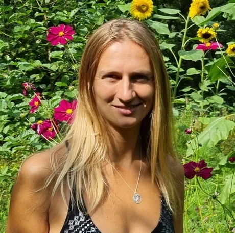 Centre Élise - Aywaille - Lauranne Renard - Prises en charge pluridisciplinaire : Danse, Sport, Nutrition, Santé - Yulura Delsemme Centre Élise - Aywaille - Lauranne Renard - Prises en charge pluridisciplinaire : Danse, Sport, Nutrition, Santé - Yulura Delsemme